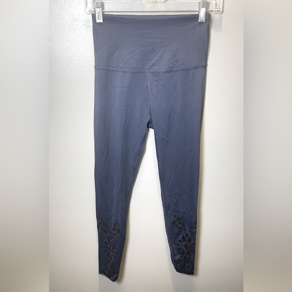 Beyond Yoga Pants - Beyond Yoga‎ Women's Navy Colico Leggings High Waisted Black Design Size Small
